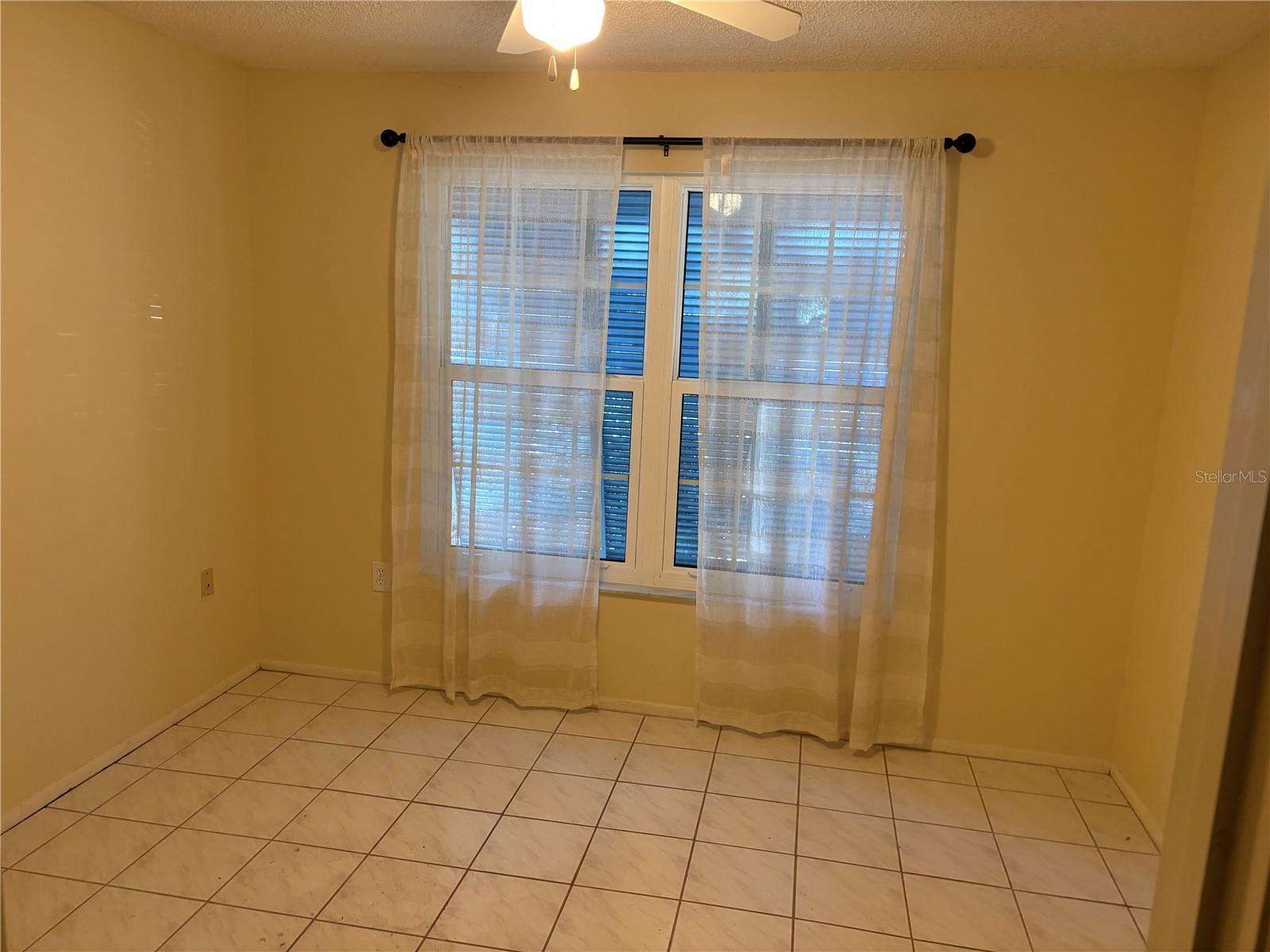 BAY TOWNE - Residential