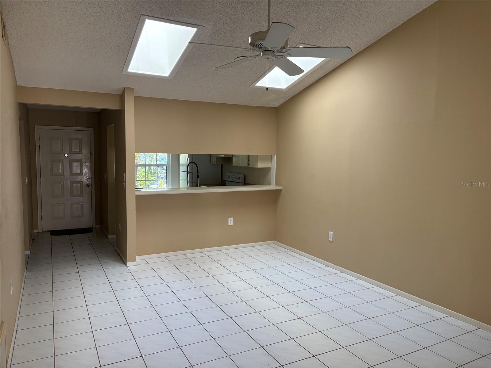 BAY TOWNE - Residential