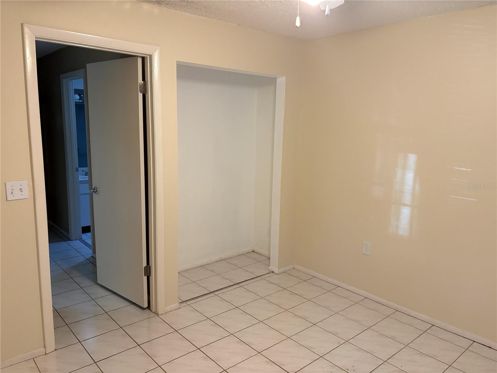 BAY TOWNE - Residential