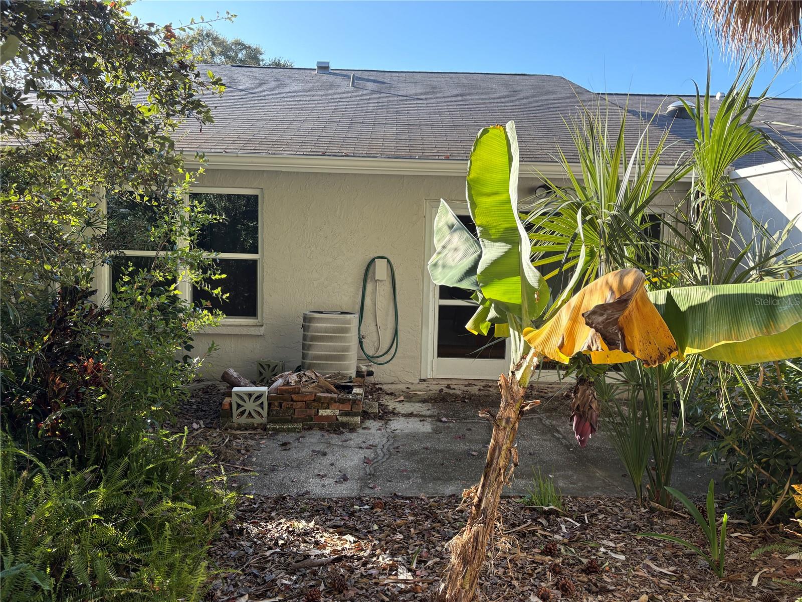 BAY TOWNE - Residential