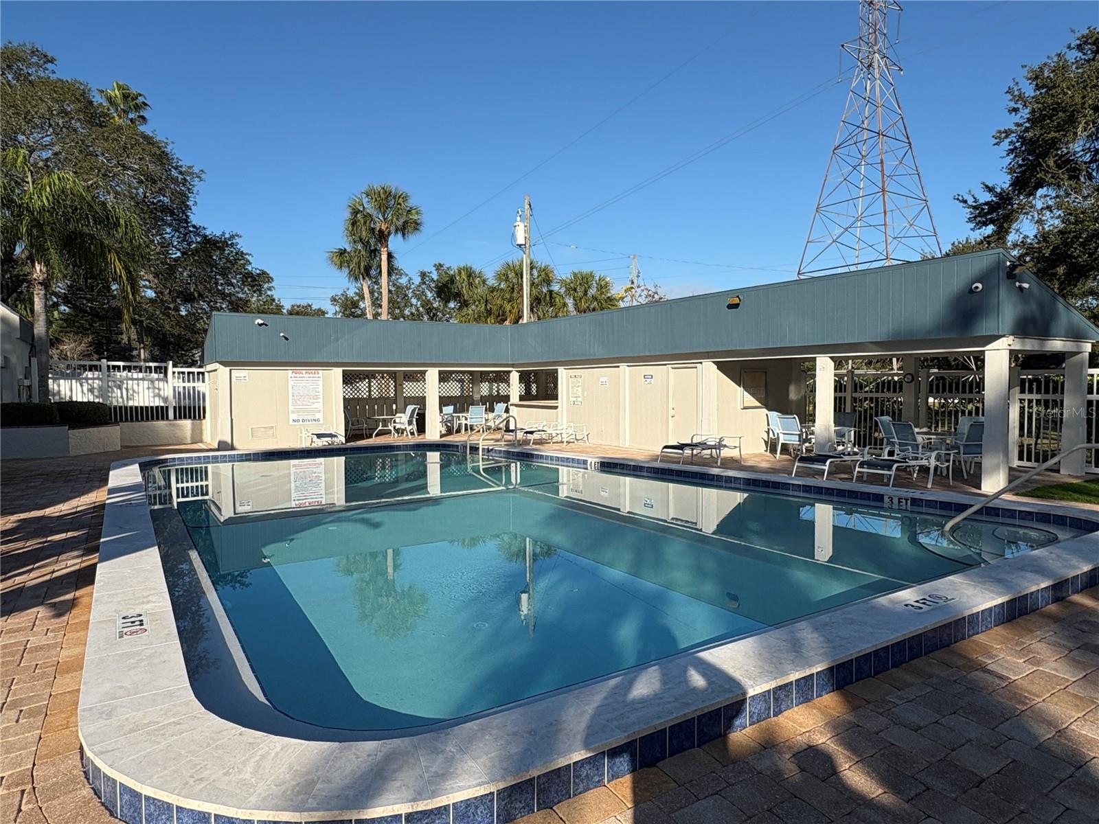 BAY TOWNE - Residential