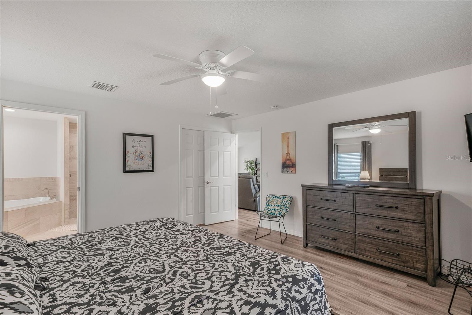 INVERNESS VILLAGE UNIT 04 - Residential