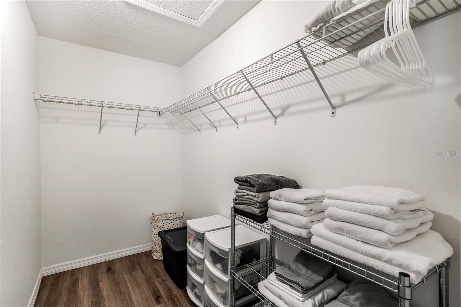 INVERNESS VILLAGE UNIT 04 - Residential