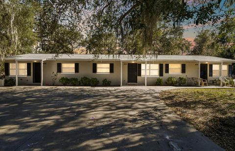 404 JACKSON STREET WILDWOOD FL 34785