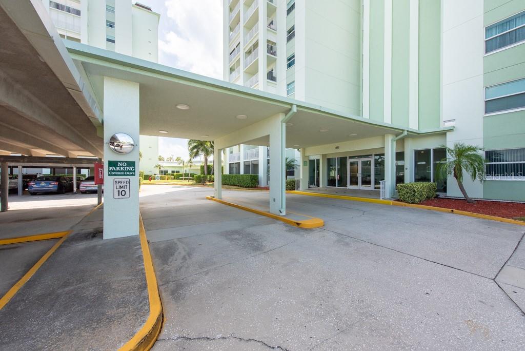 THREE PALMS POINTE CONDO - Residential Lease