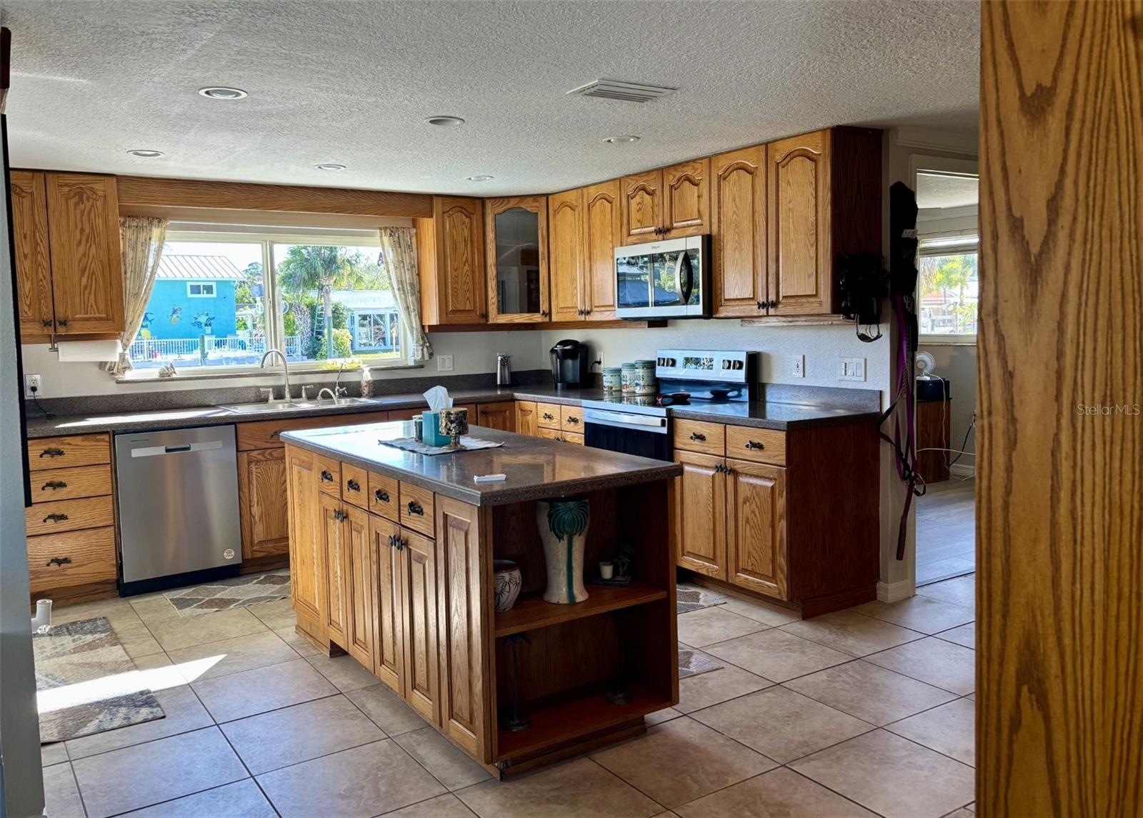 FLOR A MAR - Residential