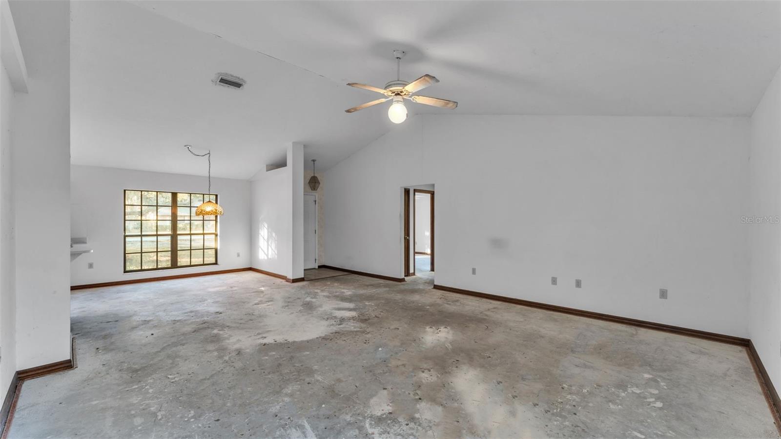 TIMBERIDGE PH 03 - Residential