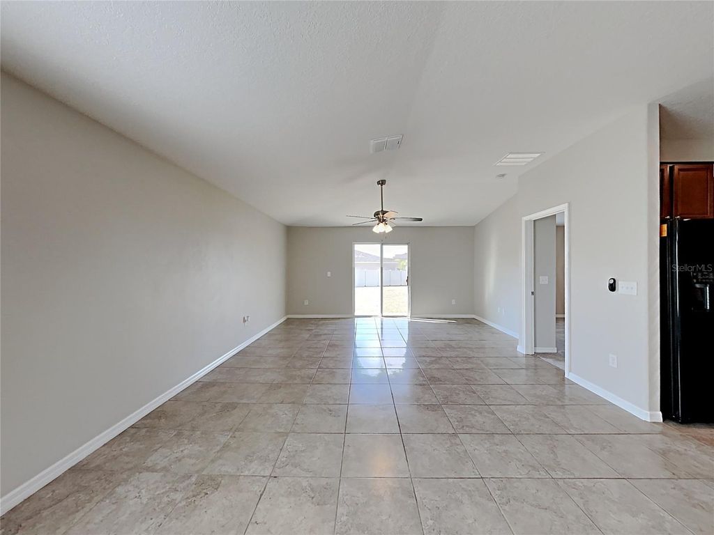 Photo of 7235 Somerset Pond Drive, Ruskin, FL 33573 (MLS # C7514787)