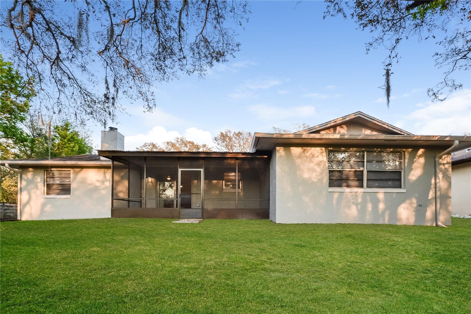 GATEWOOD PH 01 - Residential Lease