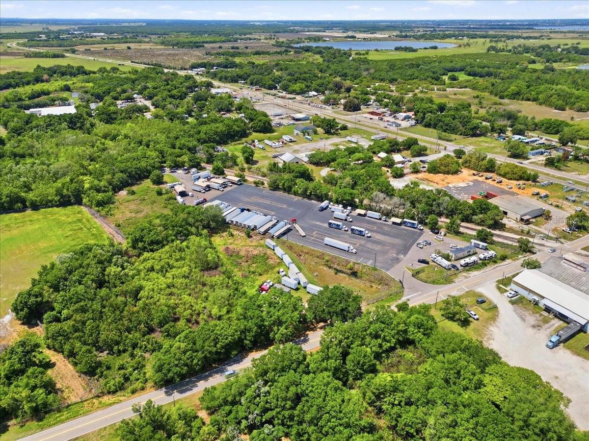 ACREAGE - Land