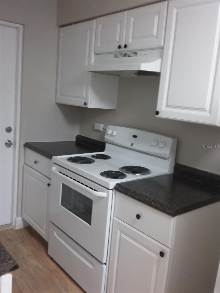 RIVERSIDE PARK SEC A - Residential Lease