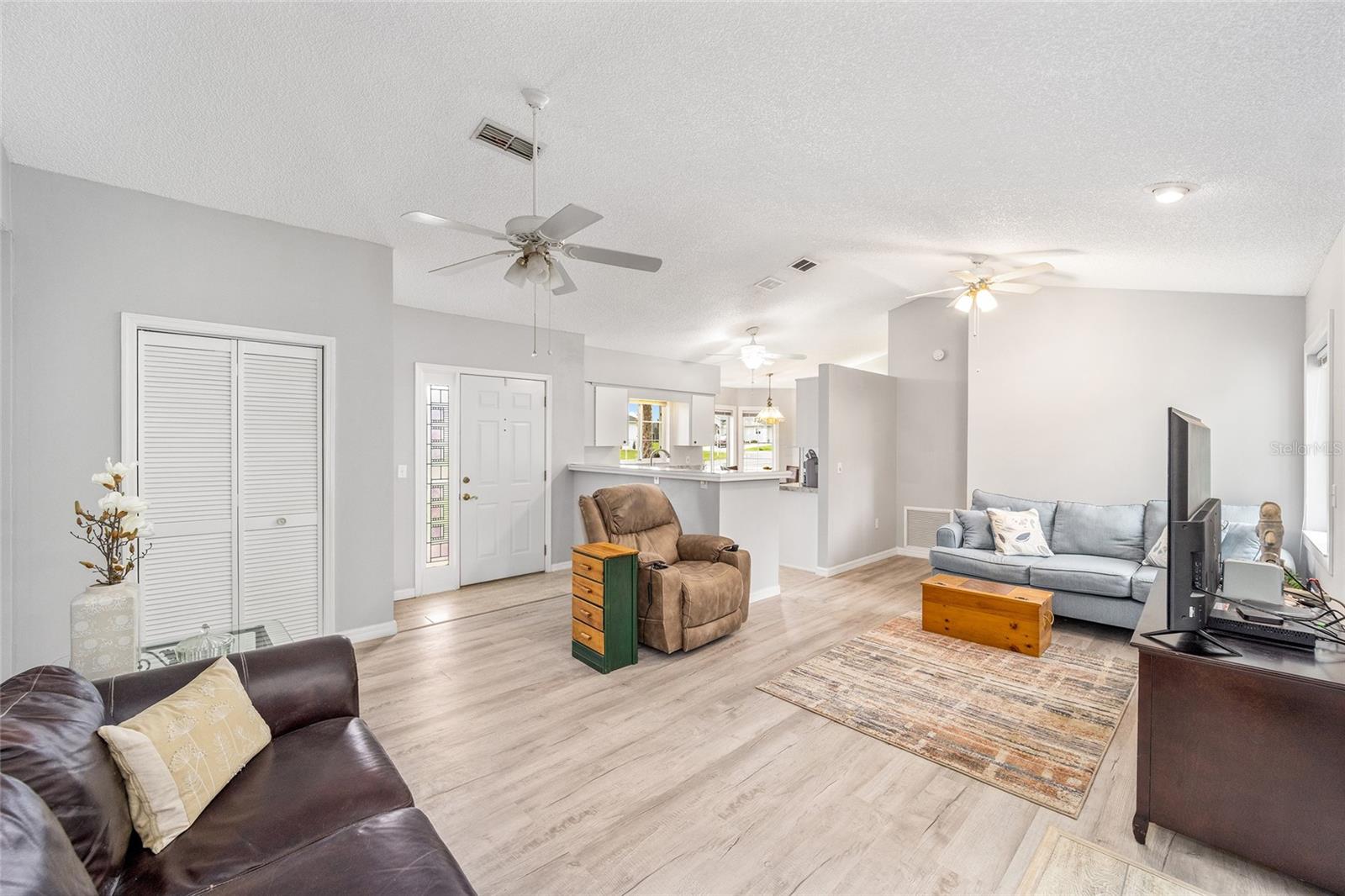 OCALA PALMS UN I - Residential