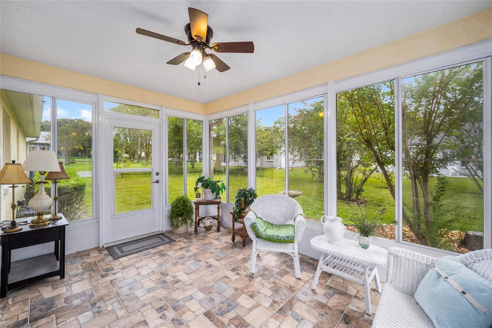 OCALA PALMS UN I - Residential