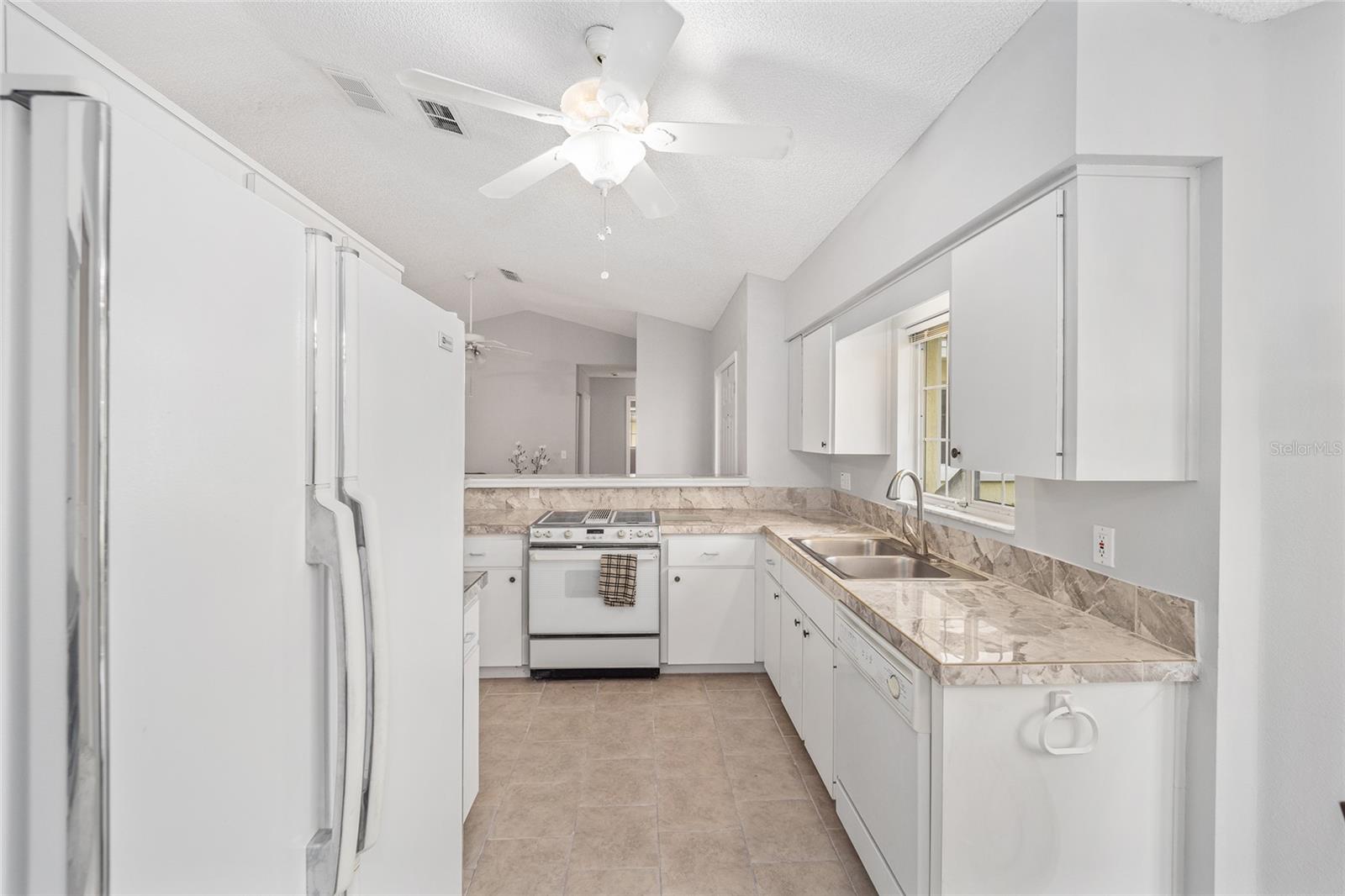 OCALA PALMS UN I - Residential