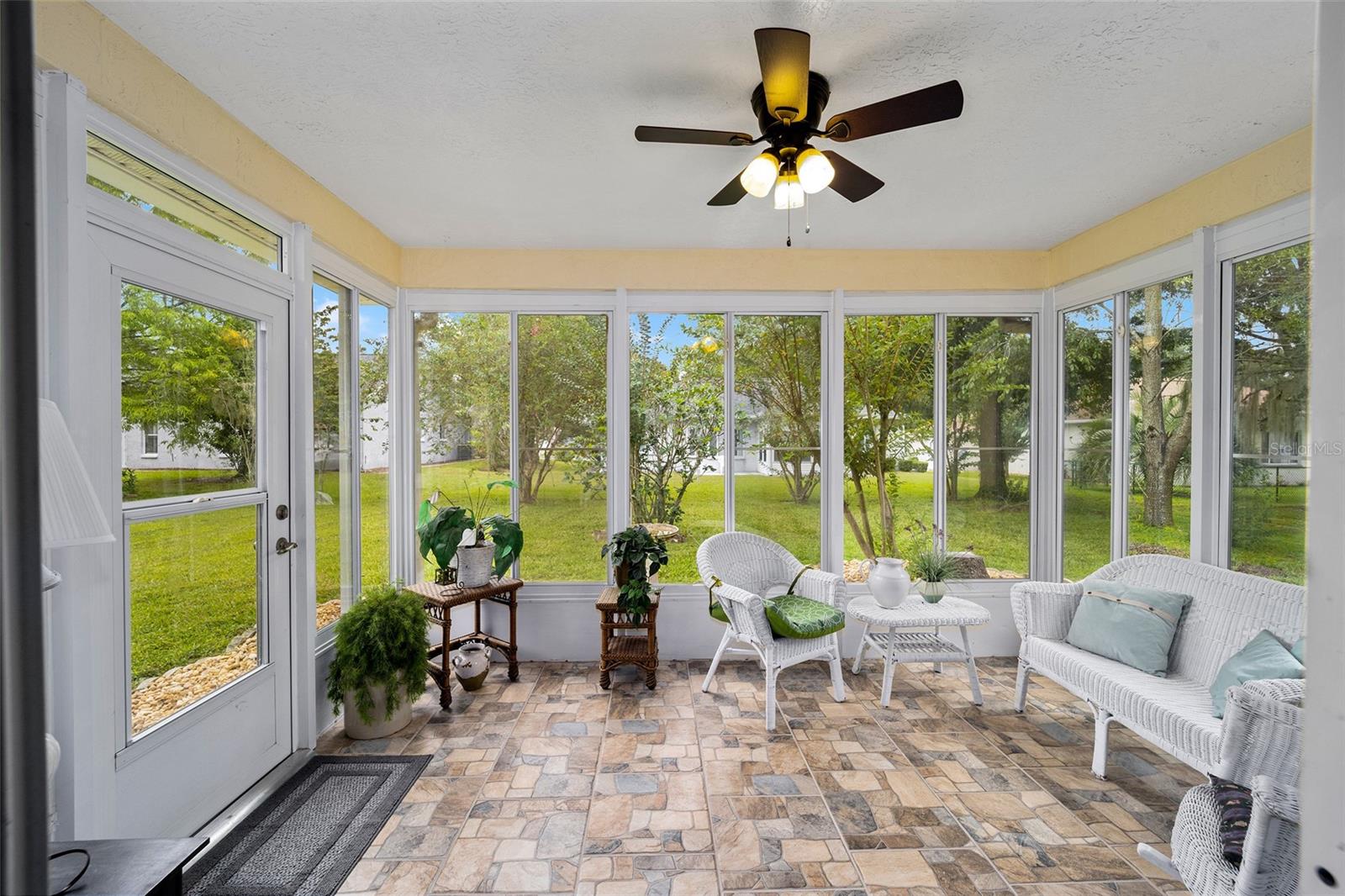 OCALA PALMS UN I - Residential