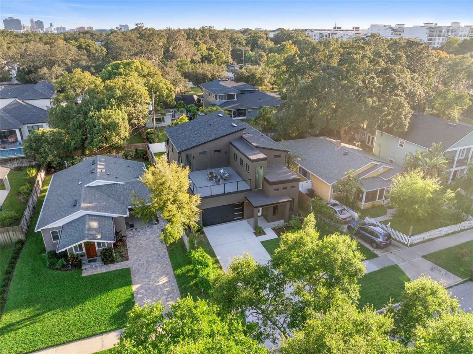 COLLEGE PARK GOLF COURSE - Residential
