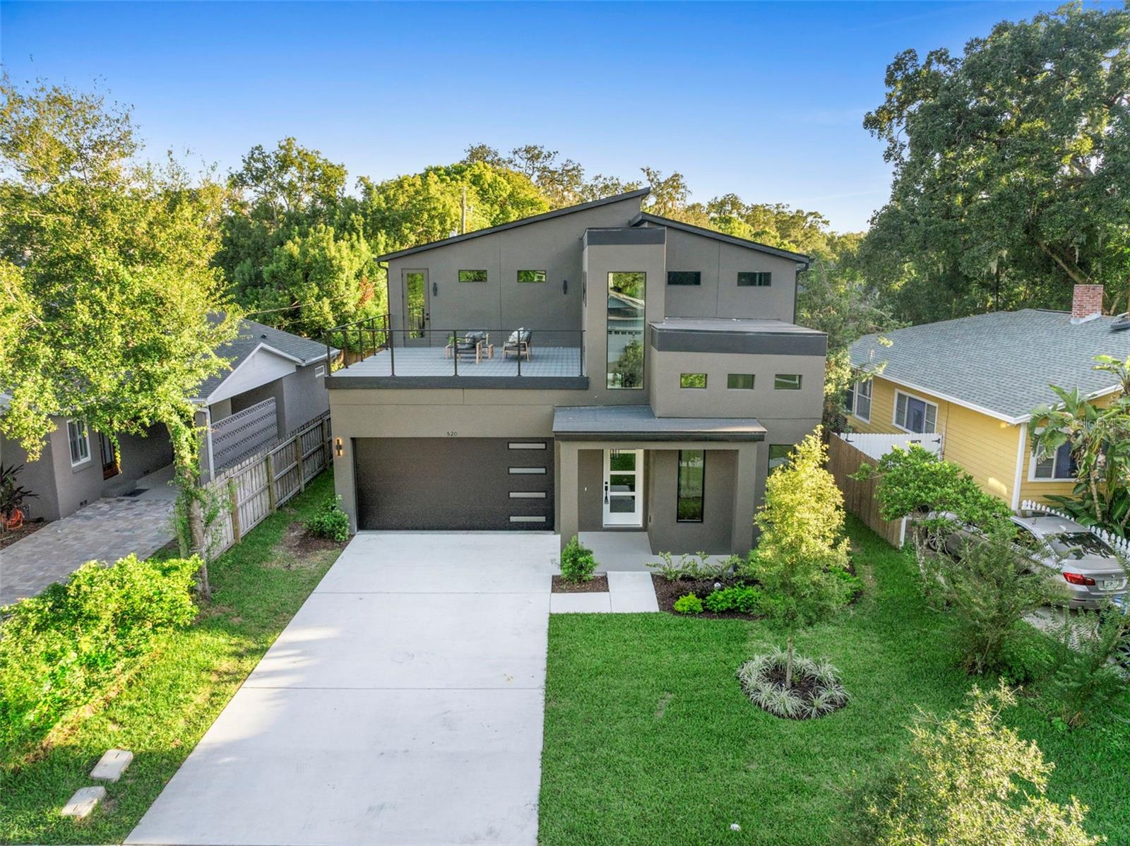 COLLEGE PARK GOLF COURSE - Residential