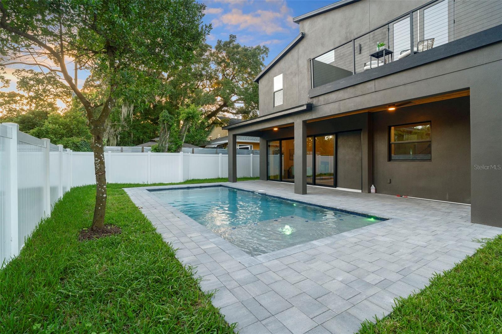 COLLEGE PARK GOLF COURSE - Residential