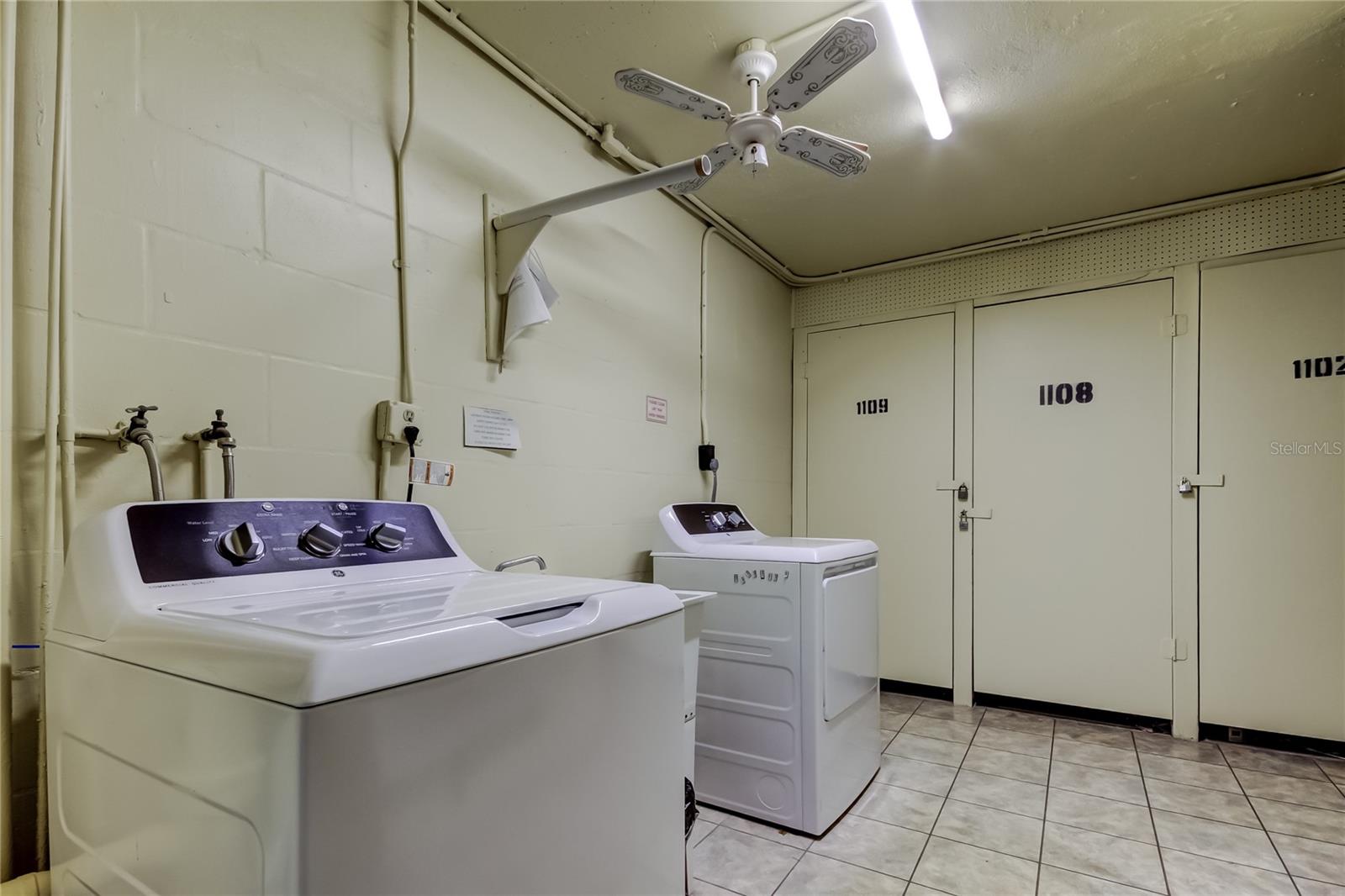 CONTINENTAL TOWERS CONDO - Residential