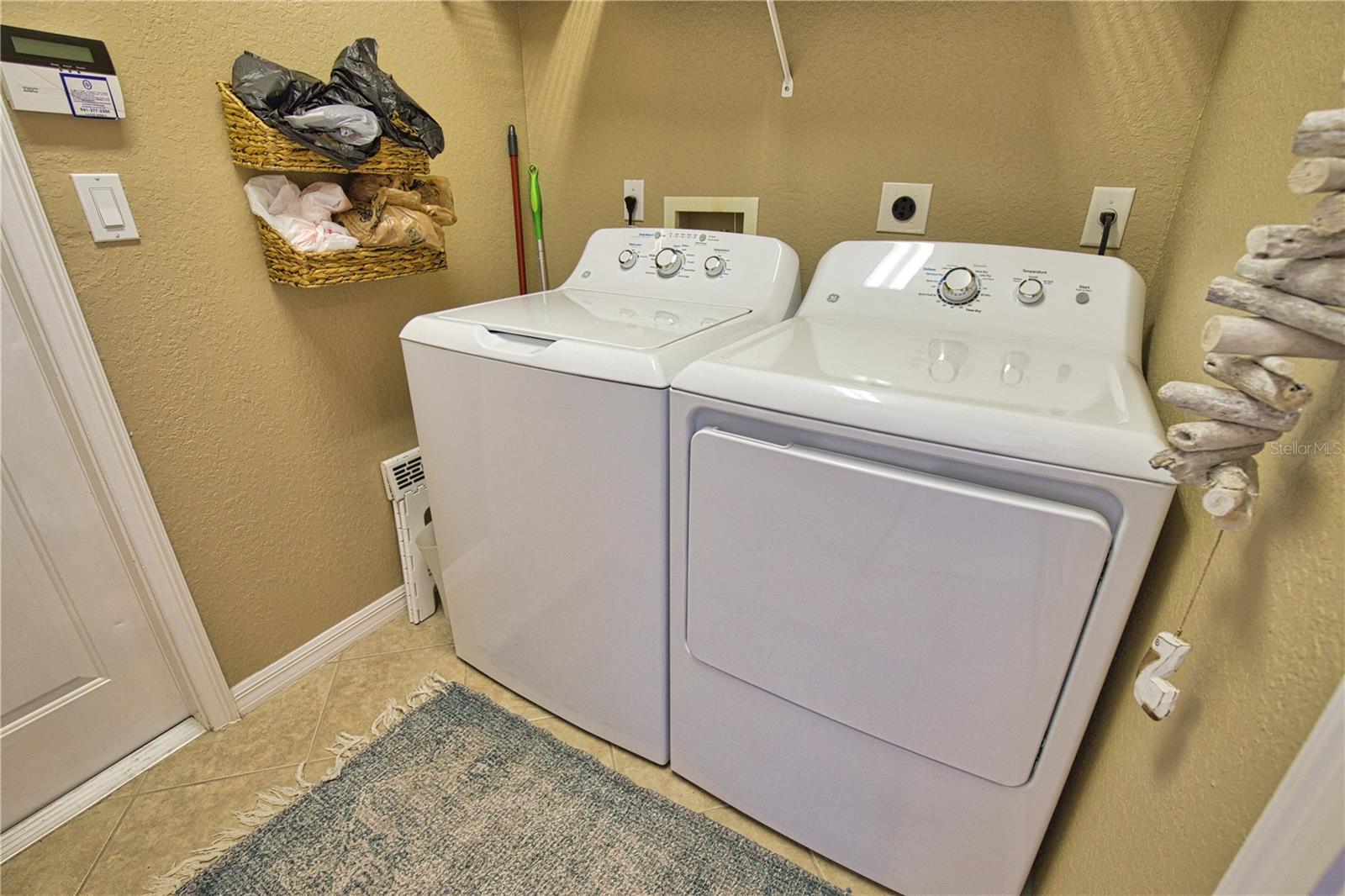 SAN MARCO 2 AT VENETIAN GOLF & - Residential Lease