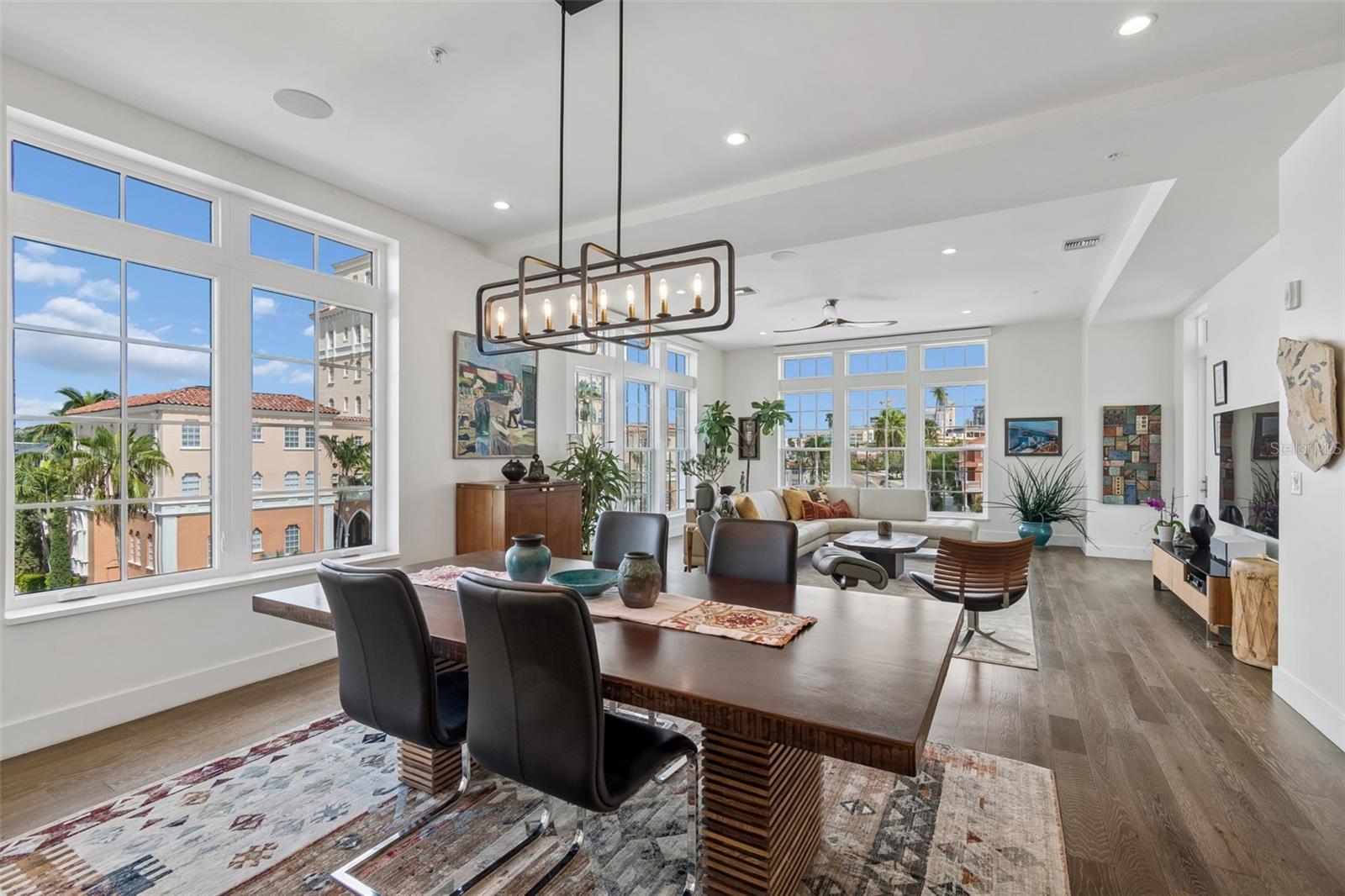 91 DAVIS BOULEVARD 301