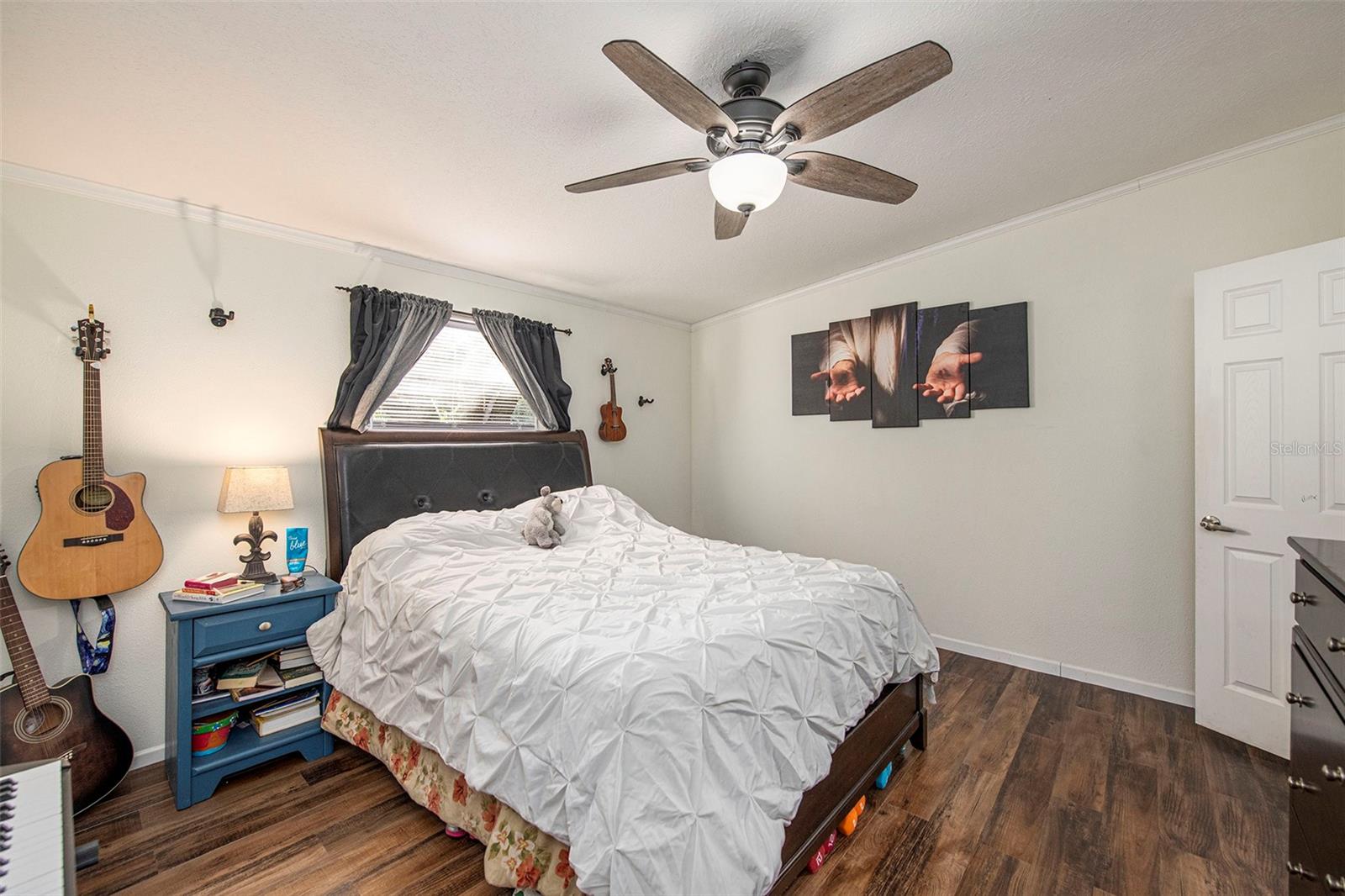 KEYSTONE PARK - Residential