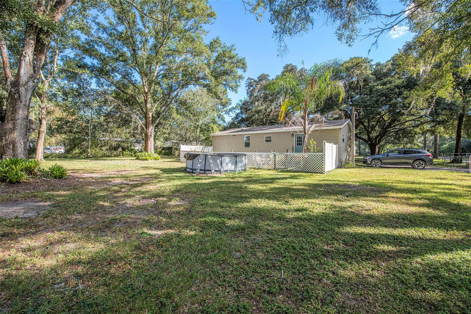 KEYSTONE PARK - Residential