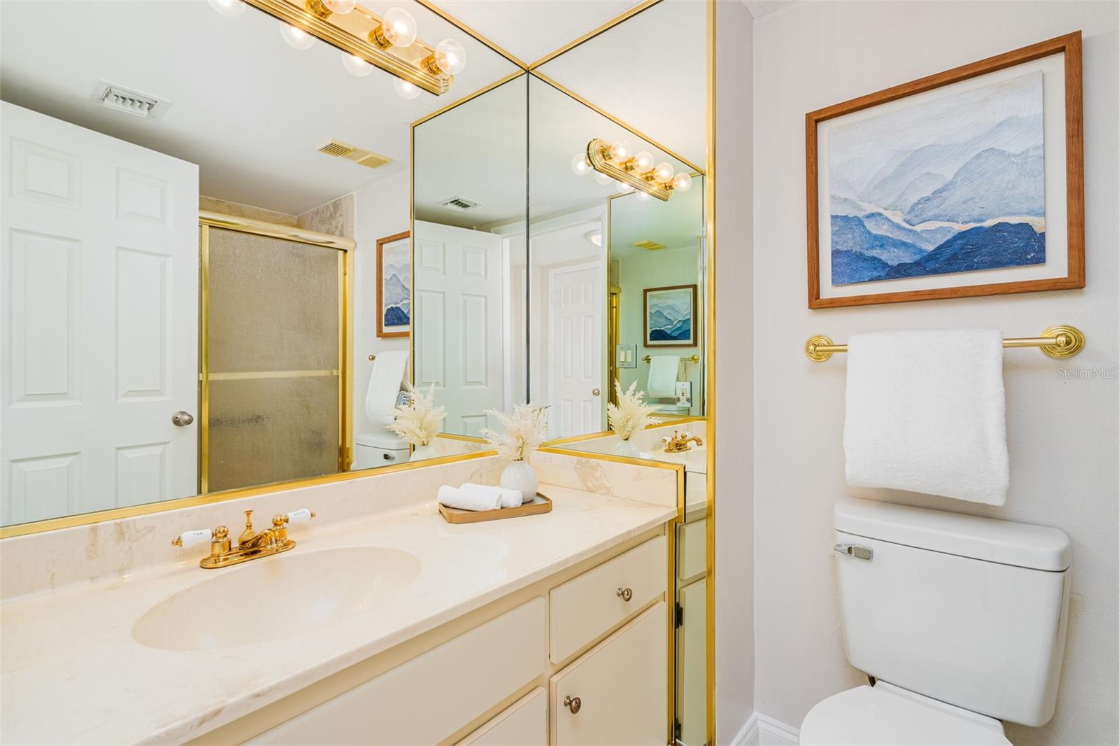 ALIKI FORUM - Residential