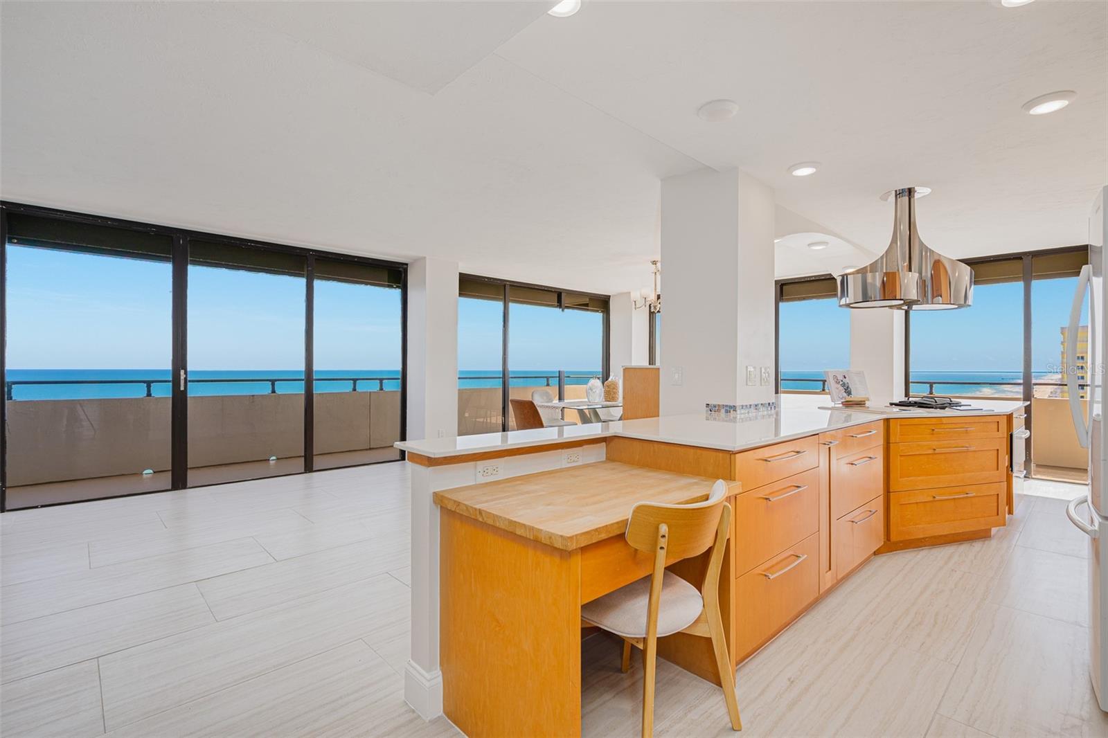 ALIKI FORUM - Residential