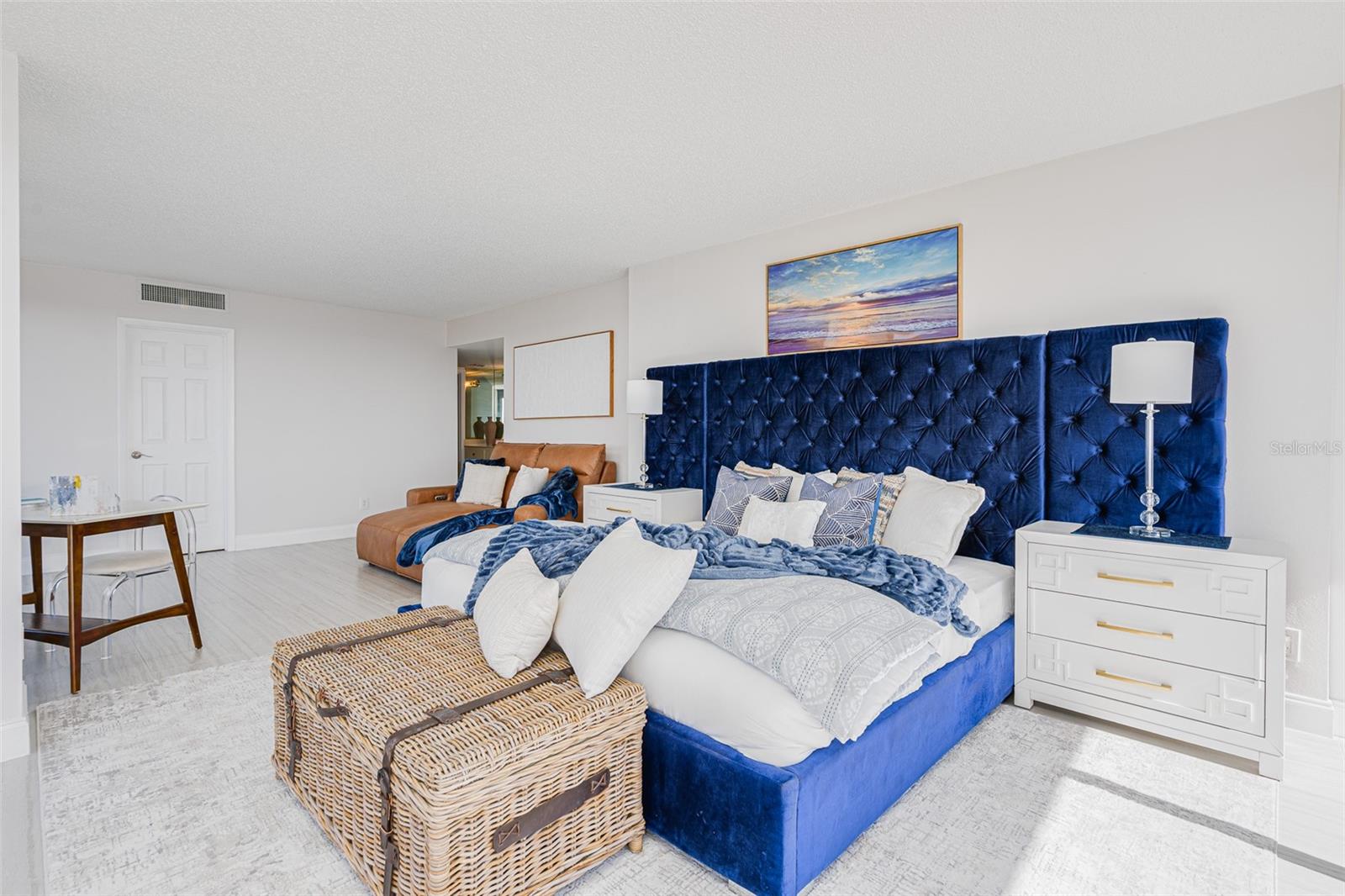 ALIKI FORUM - Residential