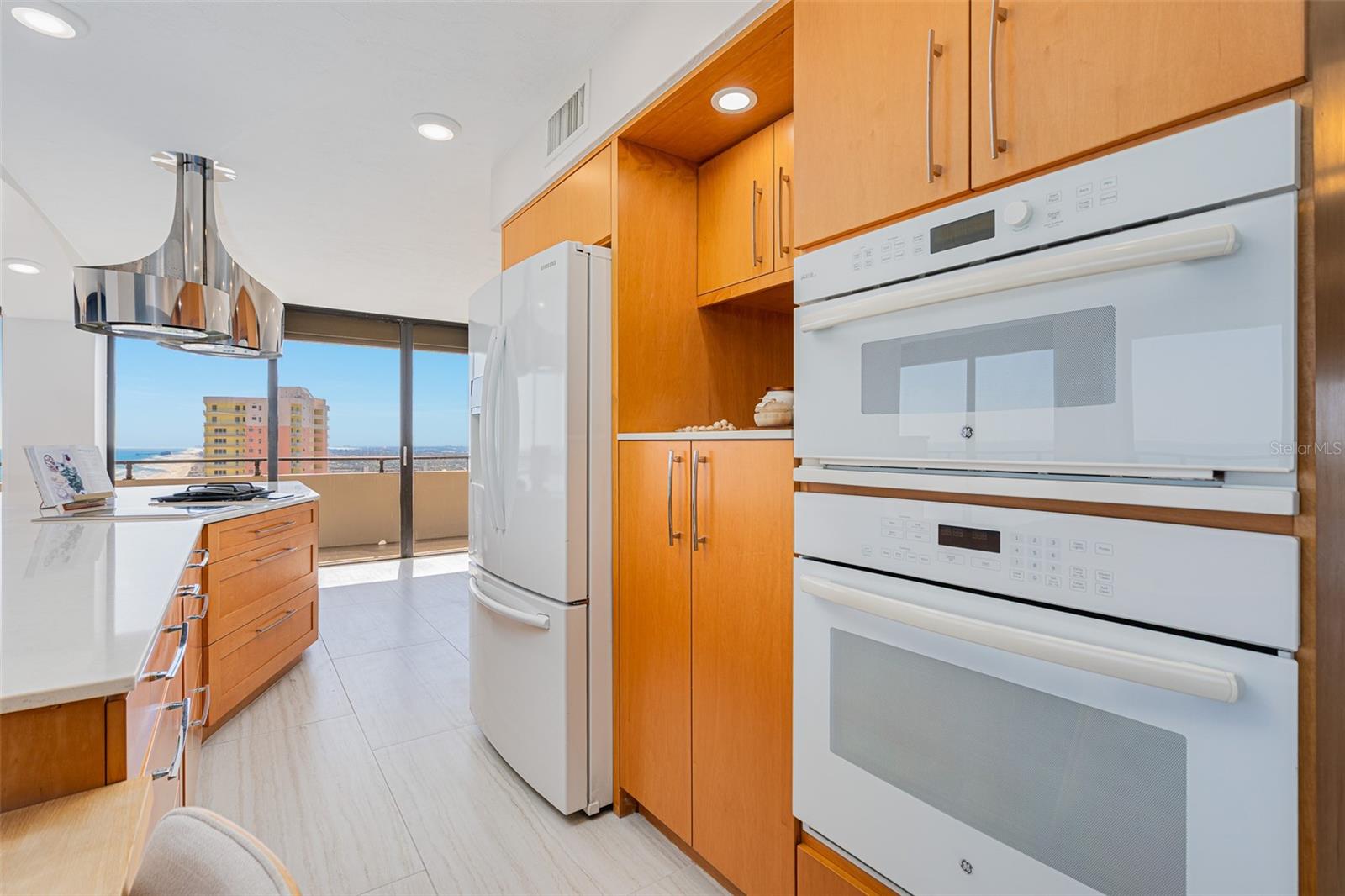 ALIKI FORUM - Residential