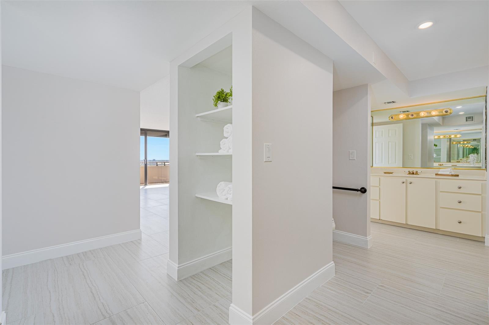 ALIKI FORUM - Residential