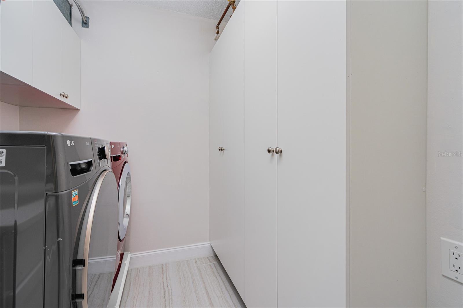 ALIKI FORUM - Residential