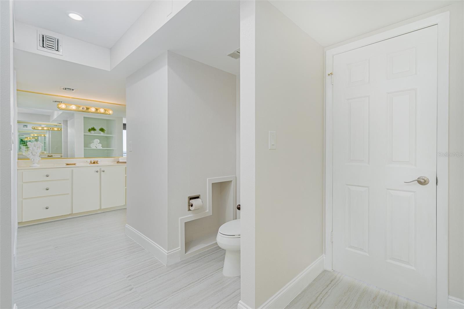 ALIKI FORUM - Residential