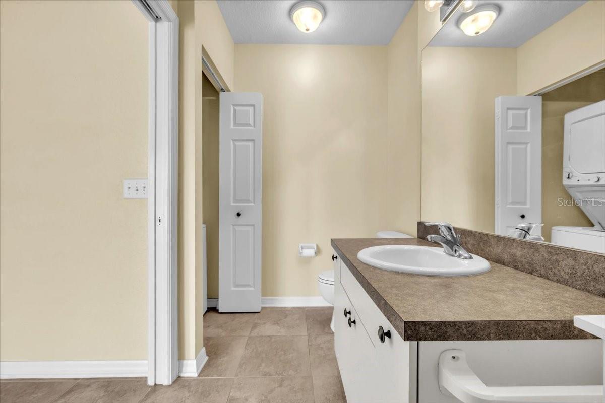 LAKE VIEW II HERITAGE LAKE PARK - Residential