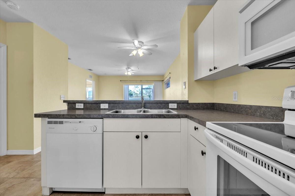 LAKE VIEW II HERITAGE LAKE PARK - Residential