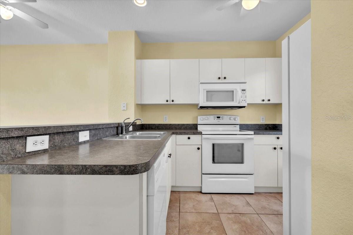 LAKE VIEW II HERITAGE LAKE PARK - Residential