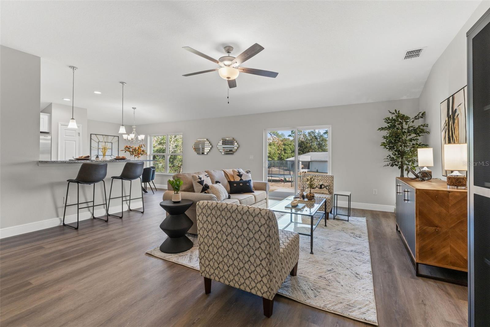 341 GLEN MAR CIRCLE