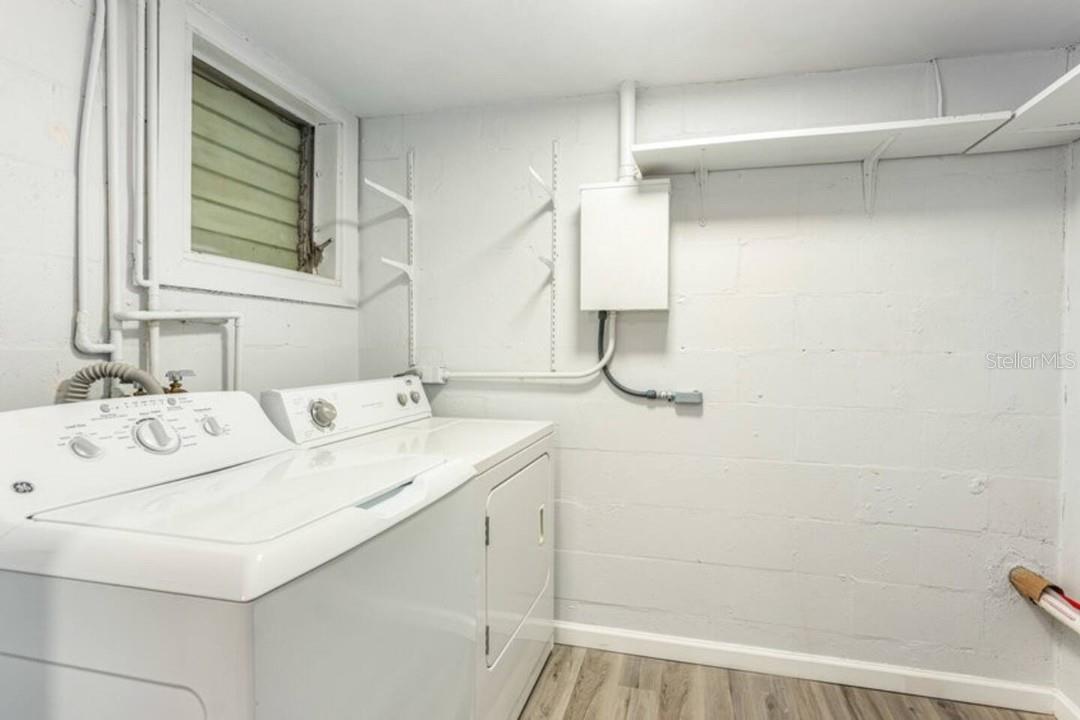 PINE HILLS MANOR 02 - Residential