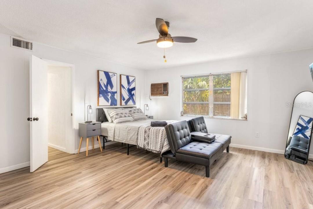 PINE HILLS MANOR 02 - Residential