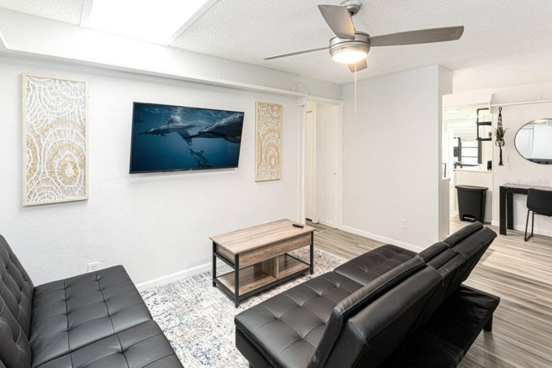 PINE HILLS MANOR 02 - Residential