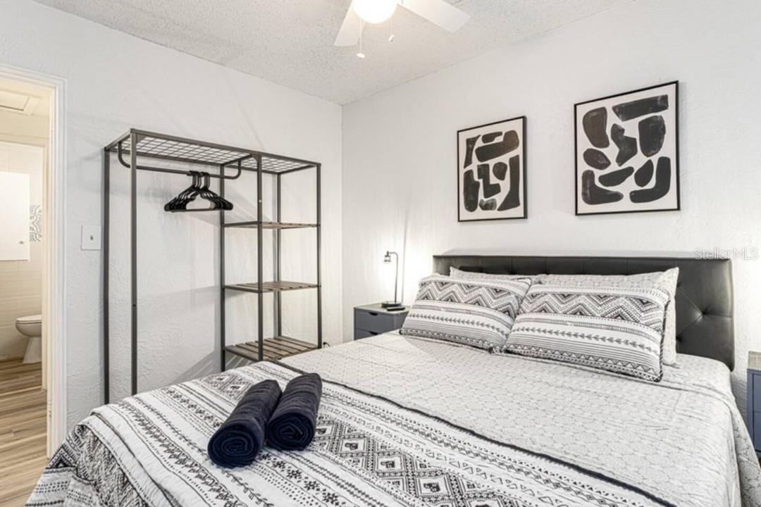 PINE HILLS MANOR 02 - Residential