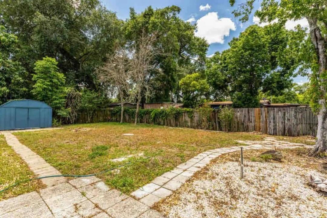 PINE HILLS MANOR 02 - Residential