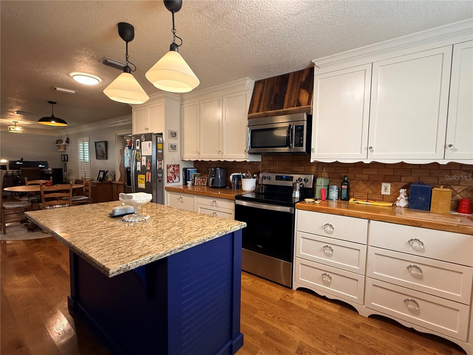 BELLEVIEW HEIGHTS ESTATE - Residential