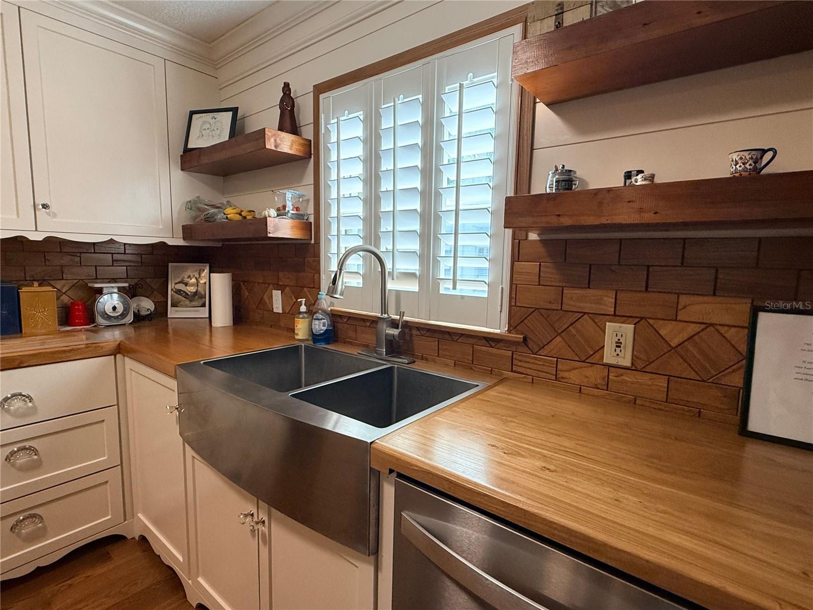 BELLEVIEW HEIGHTS ESTATE - Residential