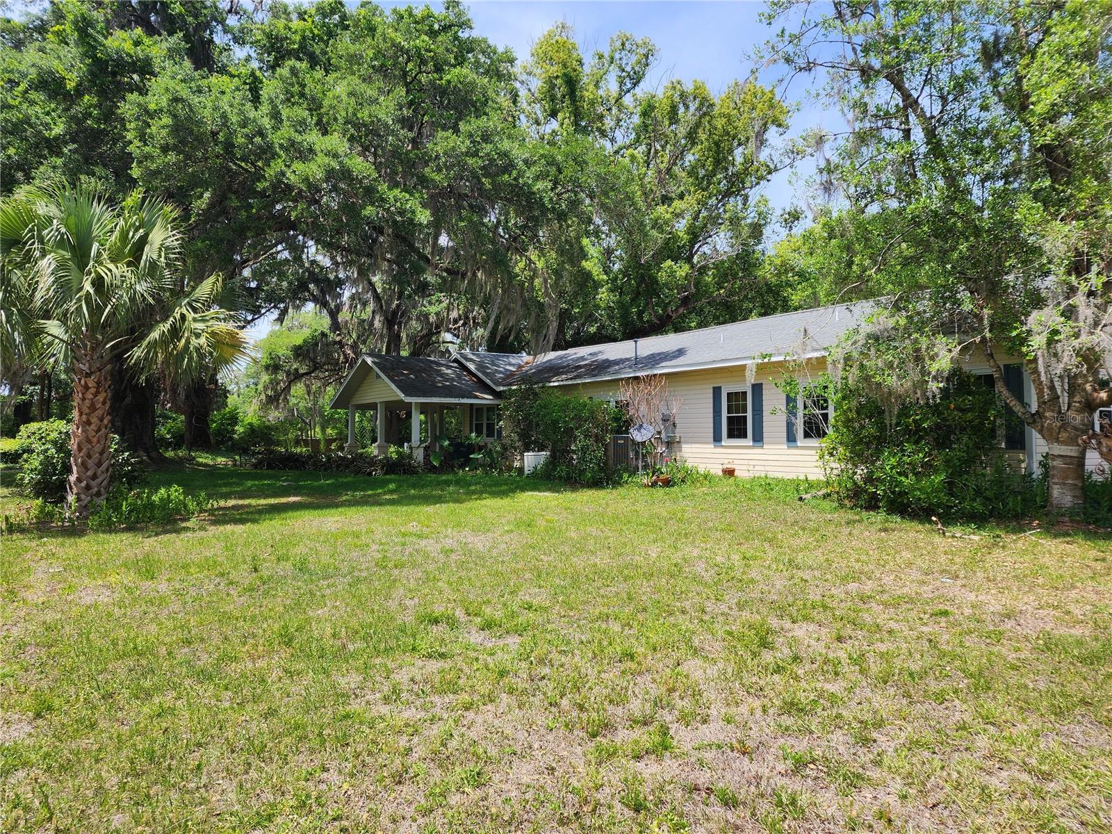 SPRING HILL - Residential