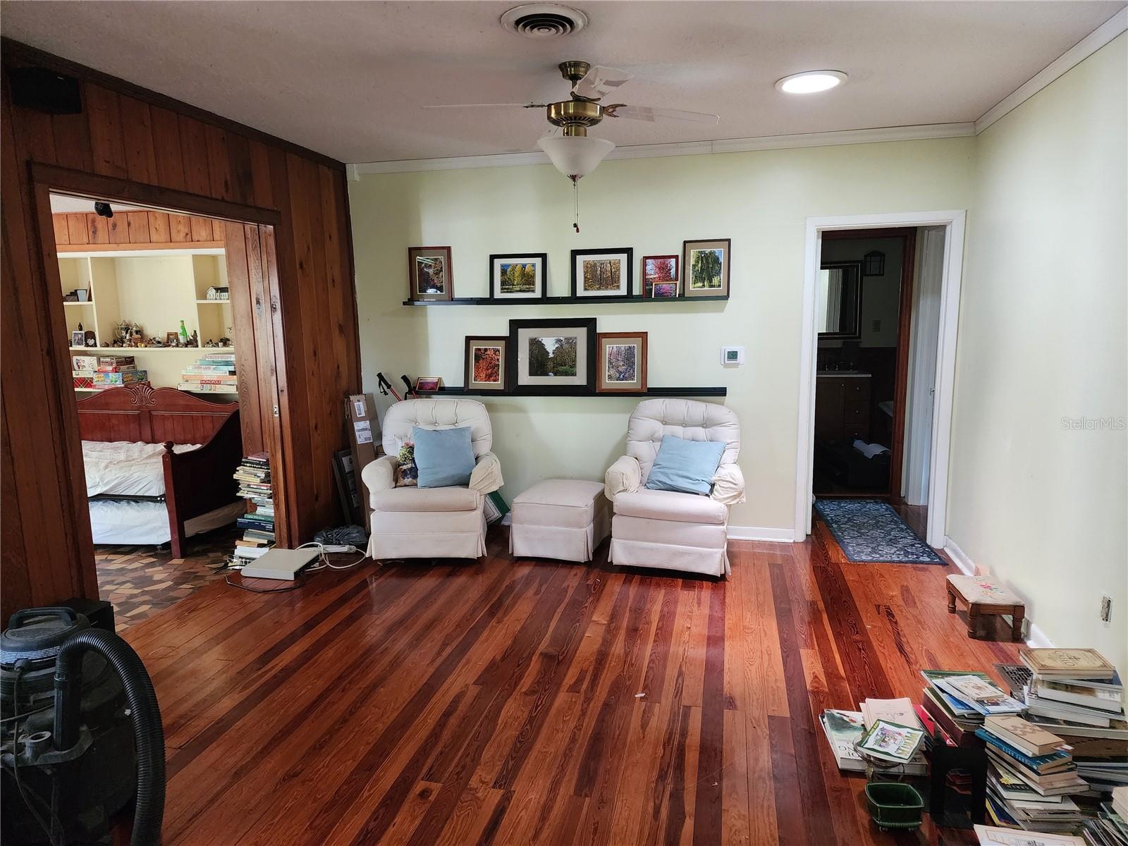 SPRING HILL - Residential