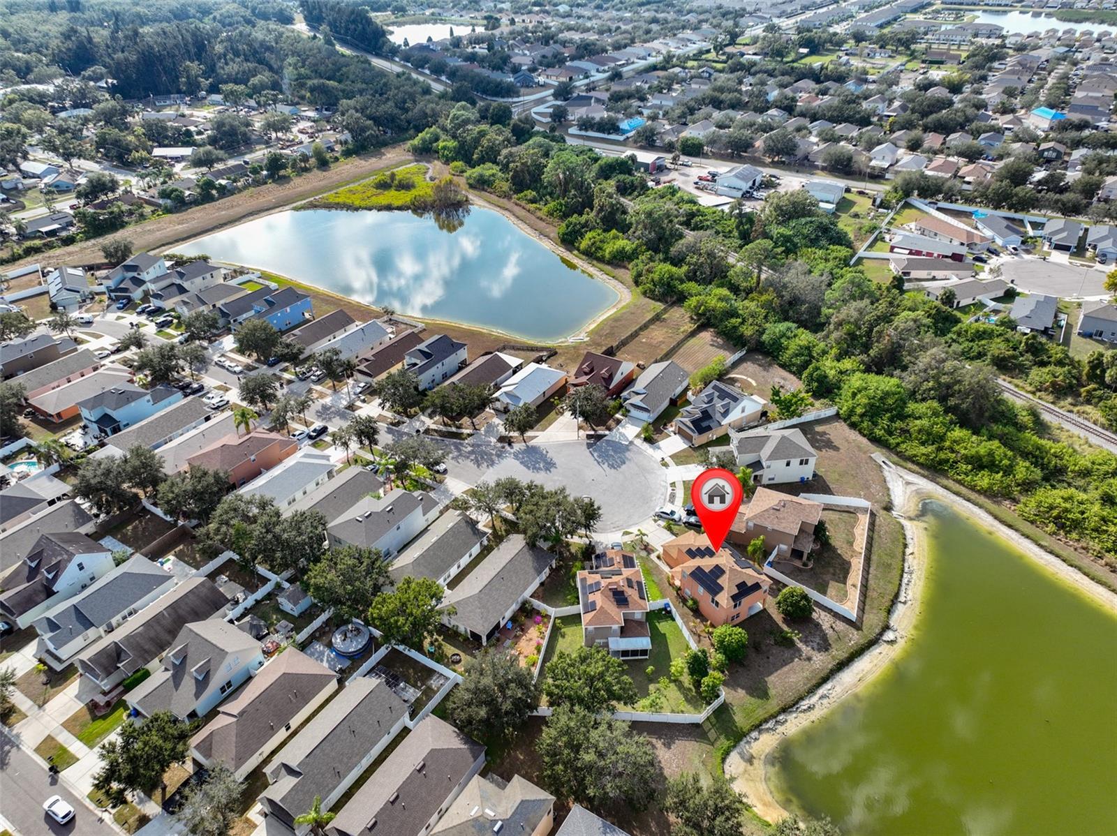 WELLINGTON NORTH AT BAY PARK - Residential