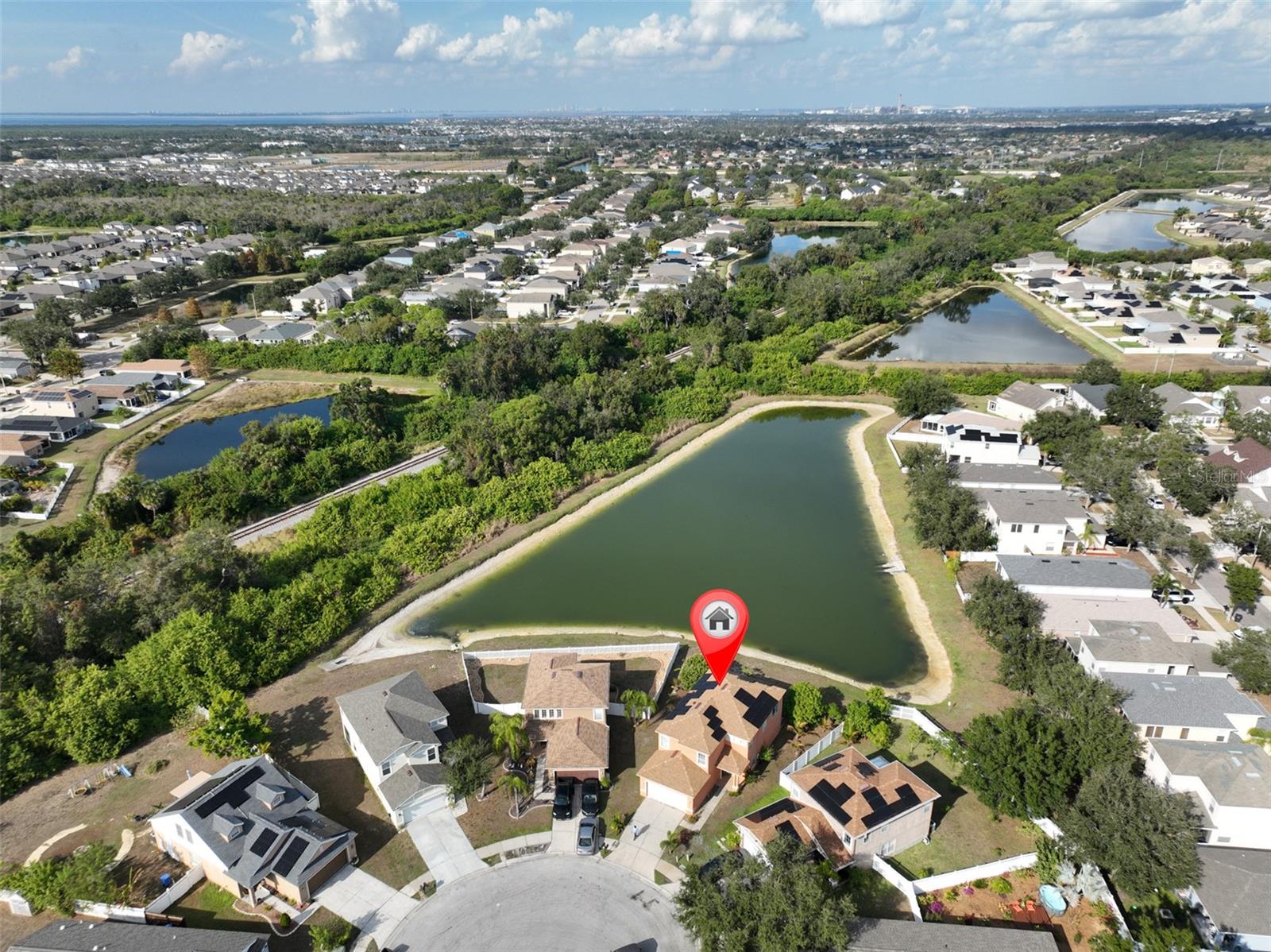 WELLINGTON NORTH AT BAY PARK - Residential