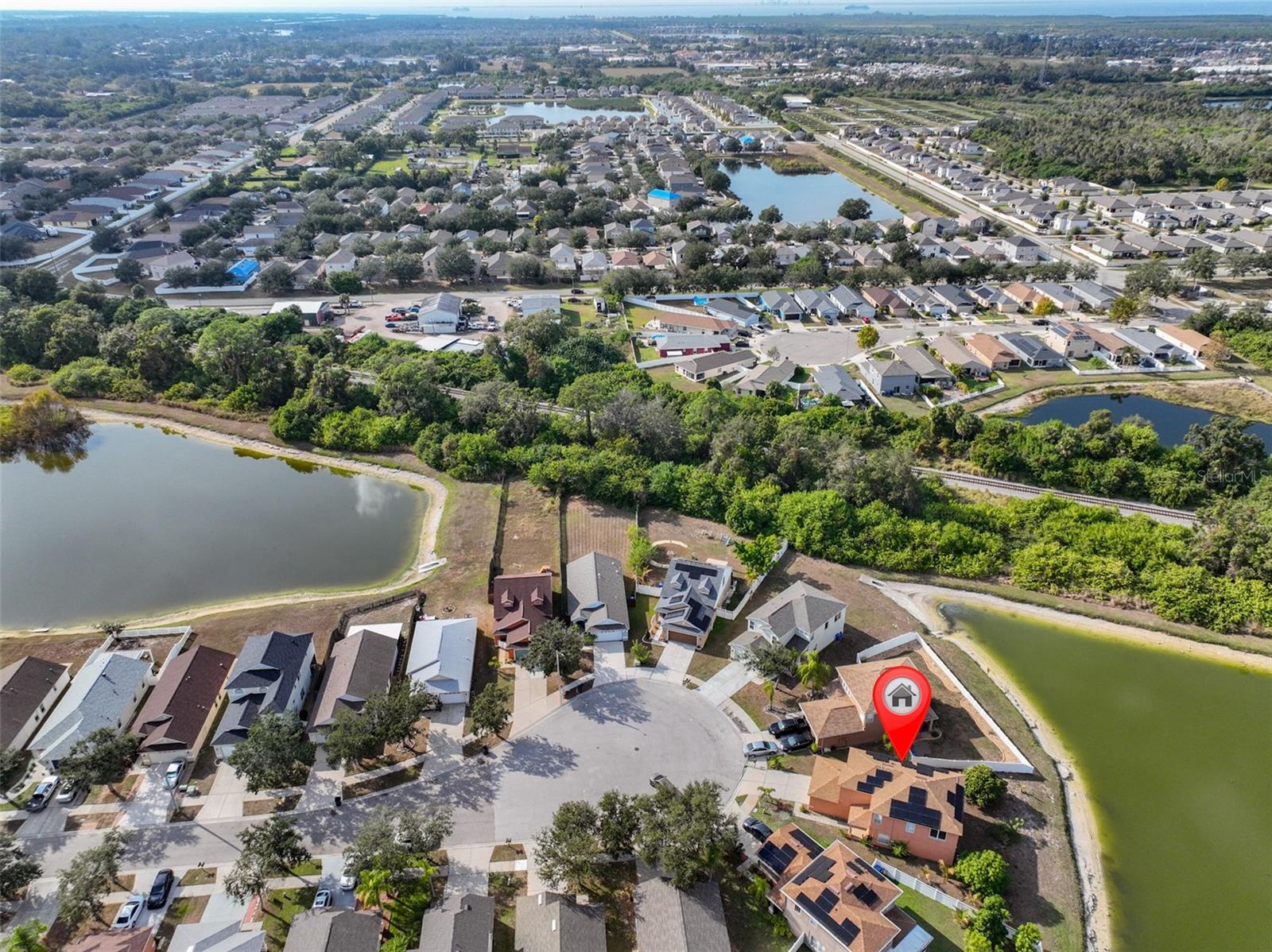 WELLINGTON NORTH AT BAY PARK - Residential